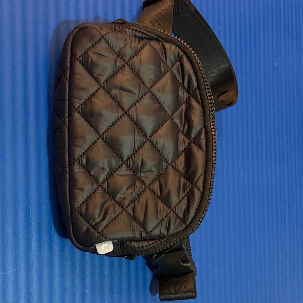 Lole Quilted Black Belt Bag